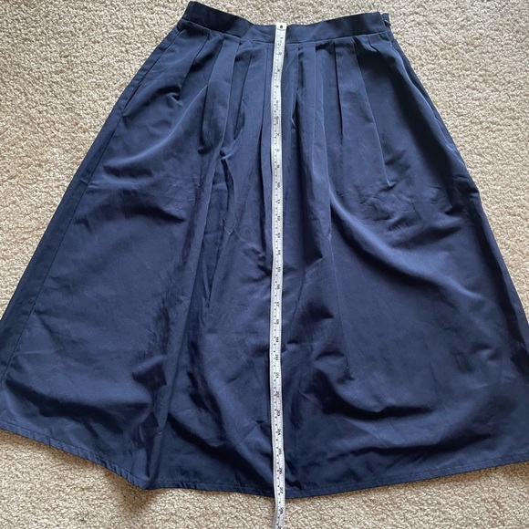 Midi skirt Navy blue EUC - Picture 5 of 7